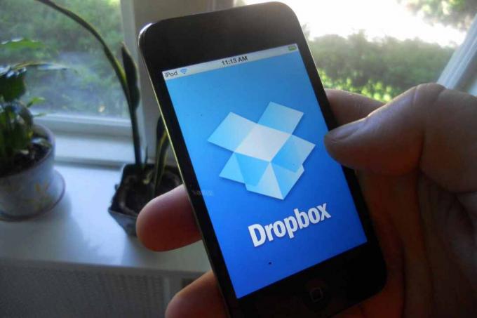 Dropbox izmantošana iPhone tālrunī