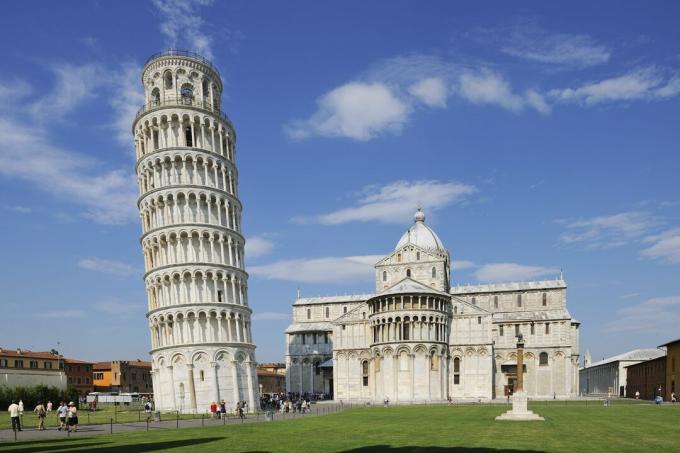 Tieksme, tornis, dēļ, Pisa, un, Duomo, de, Pisa, Piazza, dei, Miracoli, Pisa, Toskāna, Italy