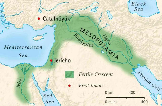 Mesopotāmijas un Ēģiptes auglīgā pusmēness karte un pirmo pilsētu atrašanās vieta