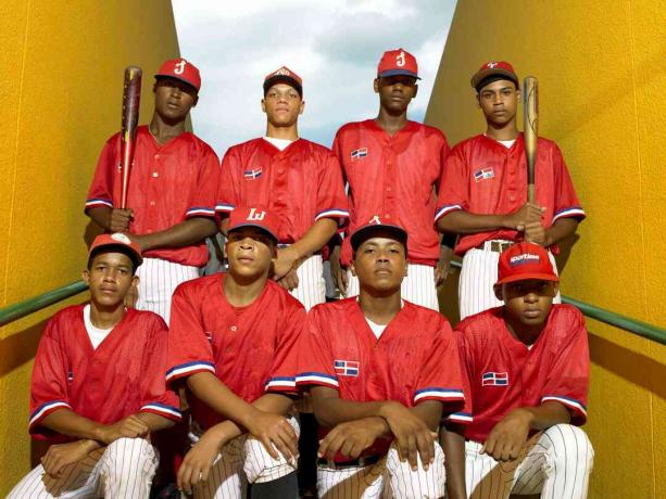 Dominikānas pusaudžu beisbola spēlētāji