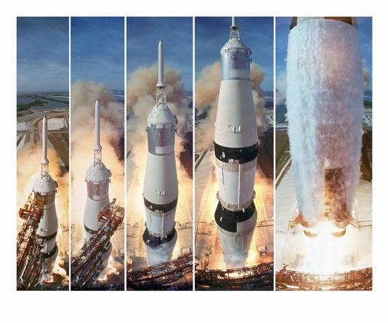 Saturna V pastiprinātāji tiek pacelti, lai nēsātu Apollo 11