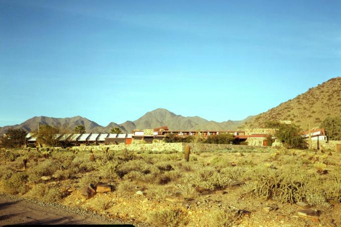 Taliesin West, plaisa, organiskā Franka Lloyd Wright arhitektūra Shea Road Scottsdale, Arizonas štatā